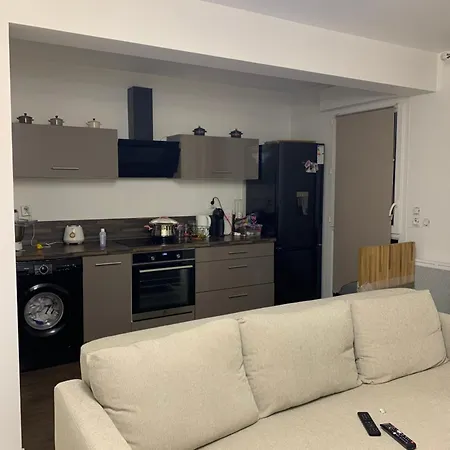 Cosy Proche Aeroport Cdg Roissy Garges-les-Gonesse